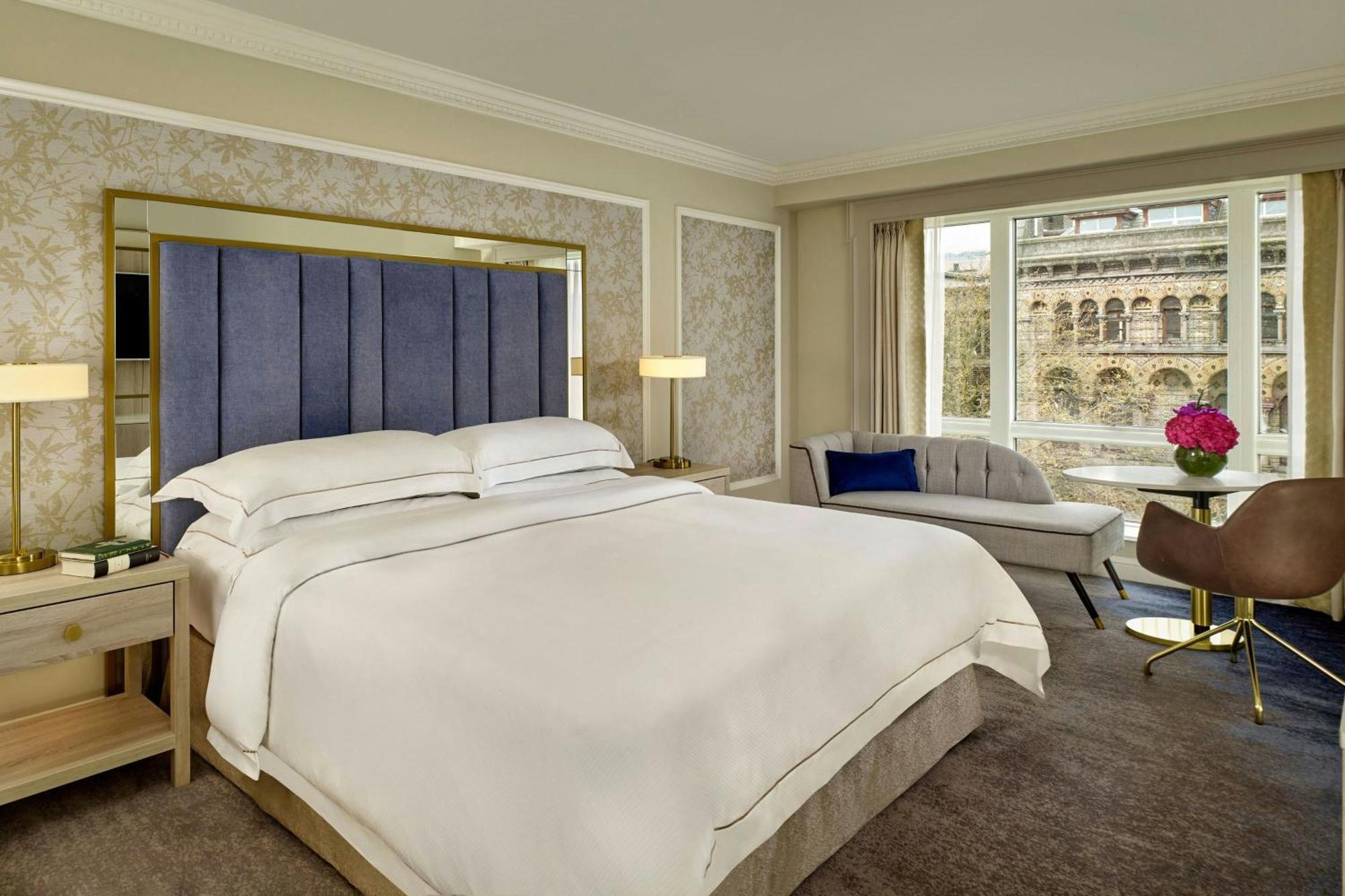 The College Green Dublin Hotel, Autograph Collection Екстер'єр фото